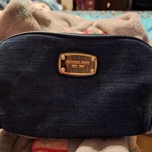 Michael kors denim wristlet euc